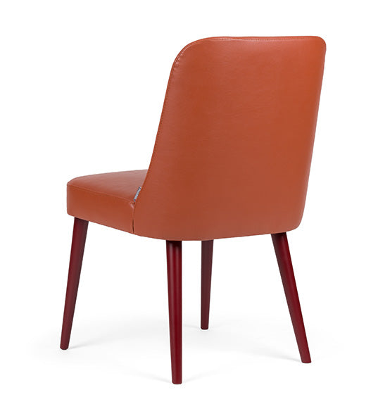 Sleek Kelly 04 chair with contemporary design | theMADgroup