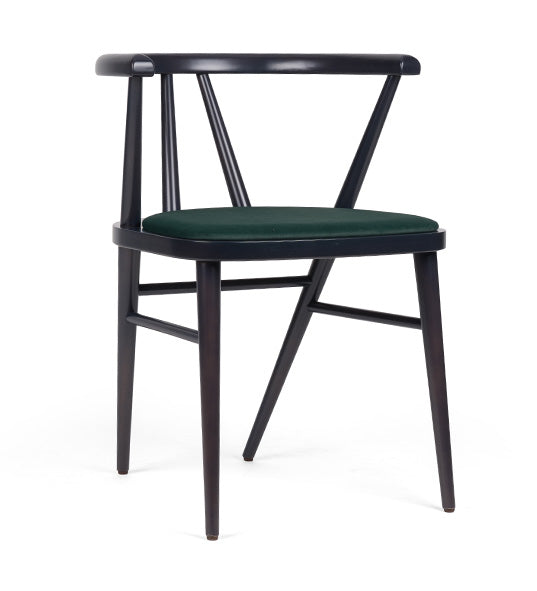 Bette EST chair with sleek lines and modern supportive back | theMADgroup