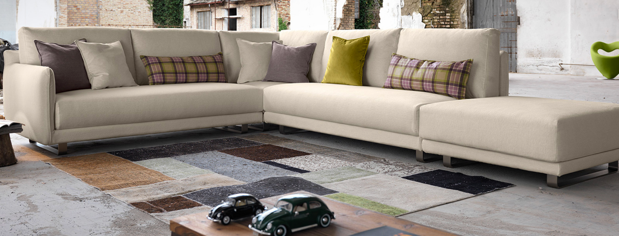 DOMINGO - Araki Sofa