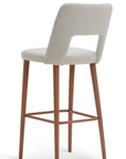 TMG - Uma Stool