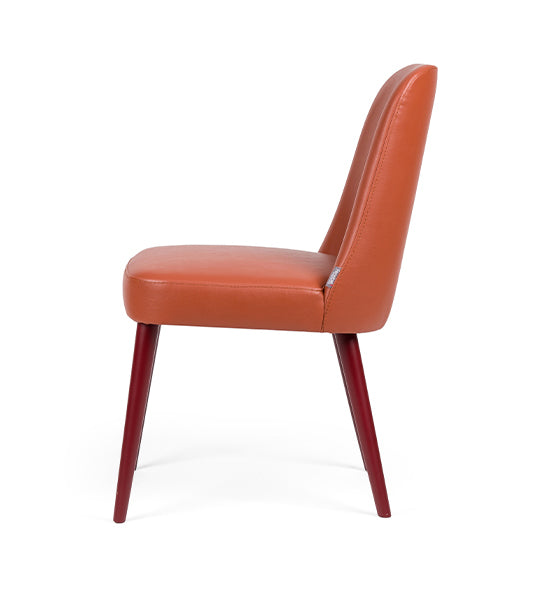 Sleek Kelly 04 chair with contemporary design | theMADgroup