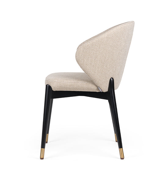 Elicia CB Round LT lounge chair with soft curves and low design | theMADgroup