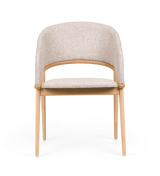 Tagada CB armchair with compact design and curved modern form | theMADgroup