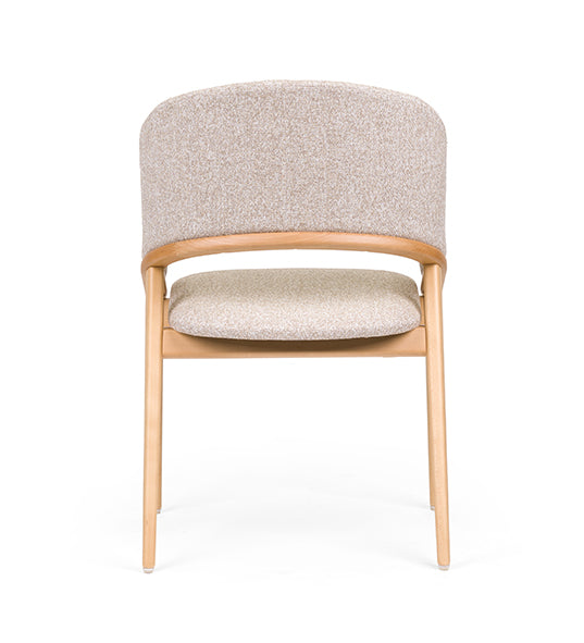 Tagada CB armchair with compact design and curved modern form | theMADgroup