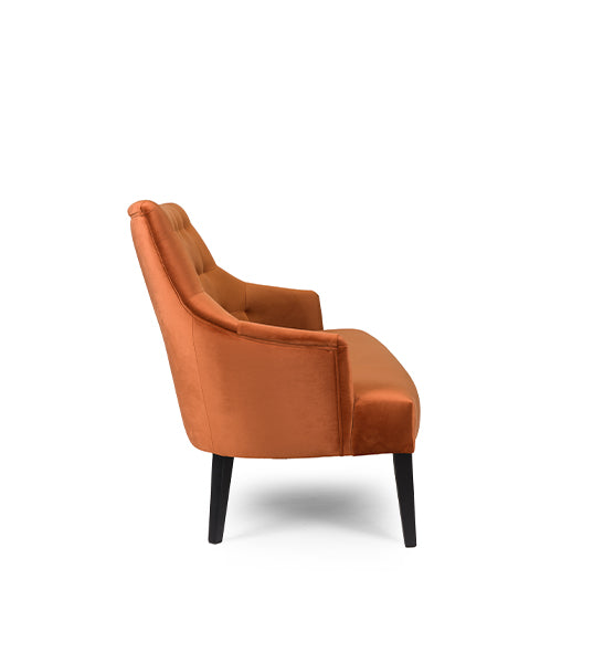Dakota 02 Double lounge chair with wide profile and soft geometry | theMADgroup