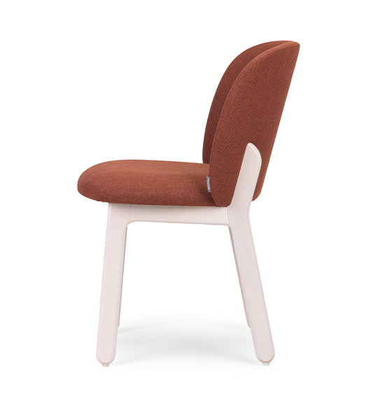 Arco chair with minimalist modern design for versatile spaces | theMADgroup