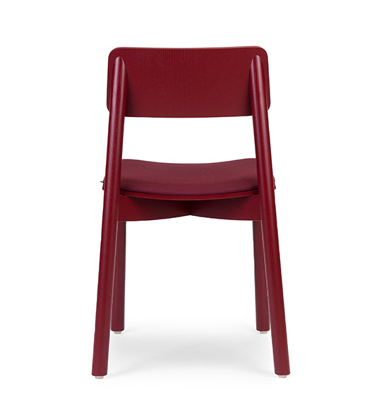 Mine M2 EST PL chair with slim profile and raised modern legs | theMADgroup