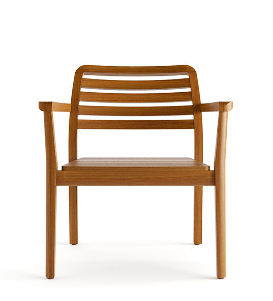 Low-slung Palmar Lounge outdoor chair with airy, modern frame | theMADgroup