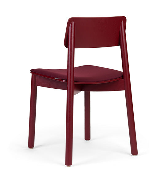 Mine M2 EST PL chair with slim profile and raised modern legs | theMADgroup