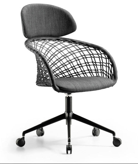 Buy P47 DPA TS-CU Armchair | Contemporary Leather Armchair | theMADgroup