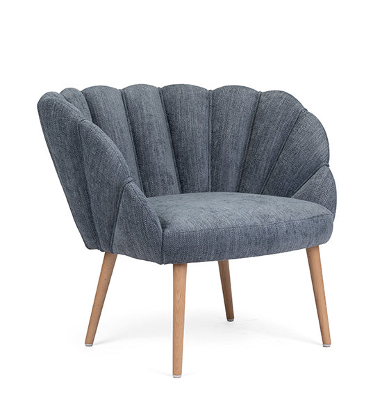 Shell Mass lounge chair with bold sculpted form and modern appeal | theMADgroup