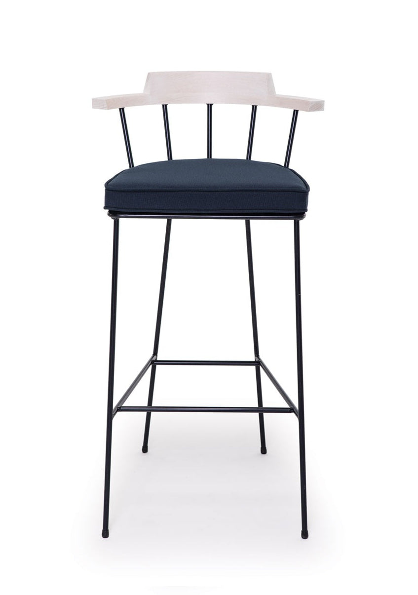 Mim Stool | Elegant Bar Stool H75 | TheMADgroup