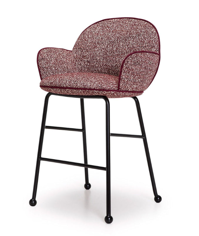 Round Stool | Sculpted Seating Design H65 | TheMADgroup