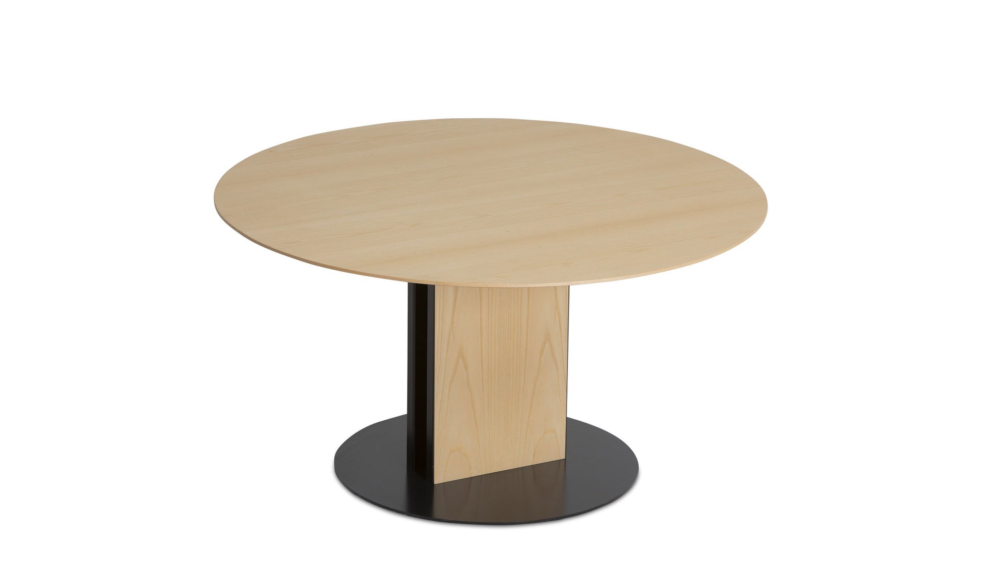 Sandwich XL Round Table | Spacious Modern Table H75 | TheMADgroup