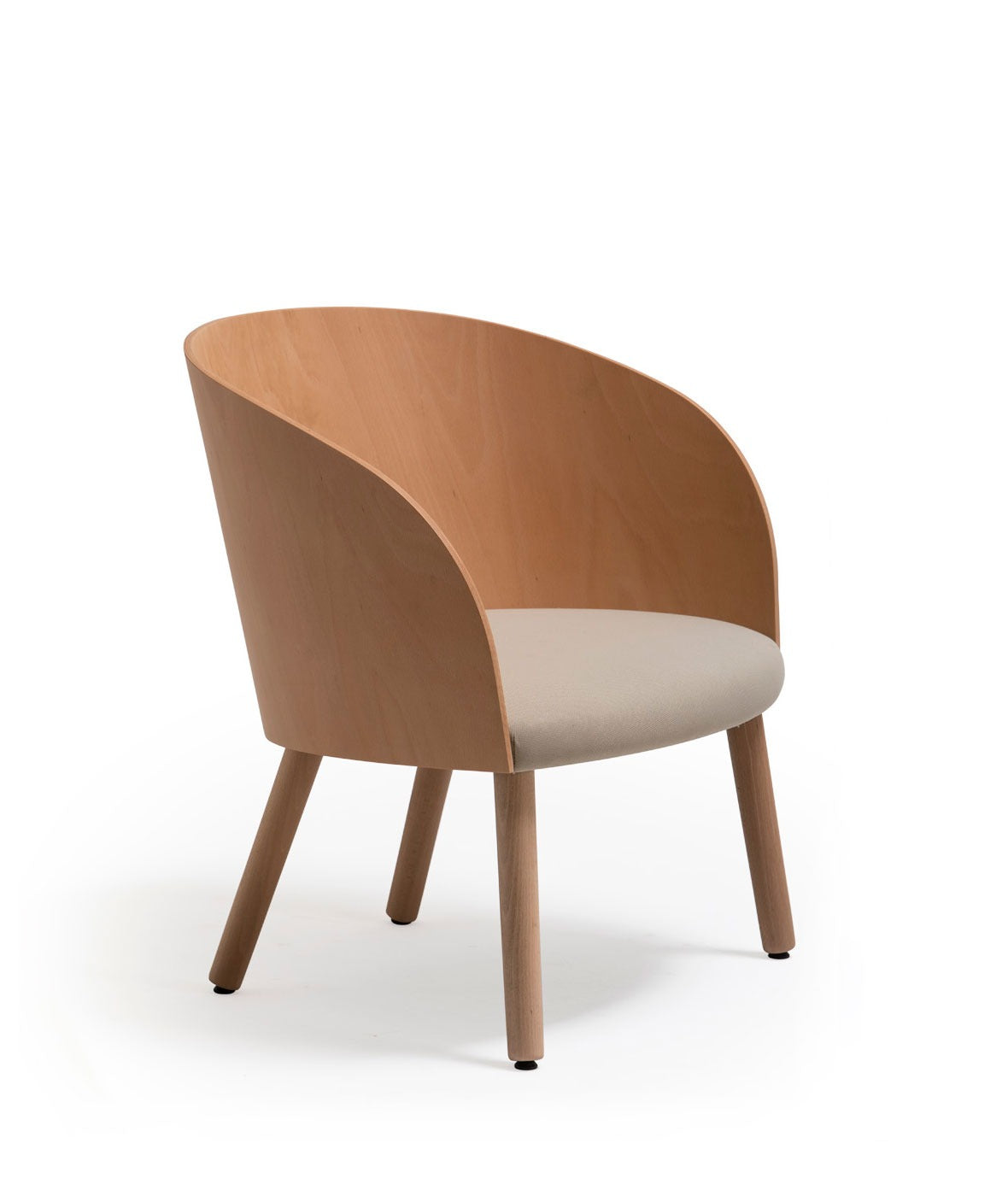 Cistell Lounge | Round Lounge Seating with Wooden Legs | TheMADgroup