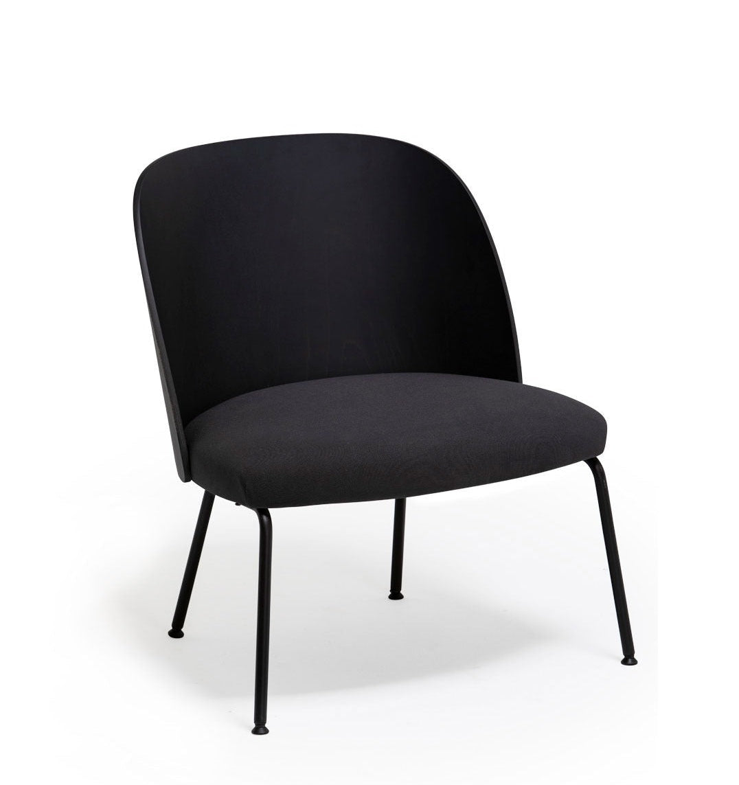 Cistell Lounge | Modern Armchair with Metal Legs | TheMADgroup