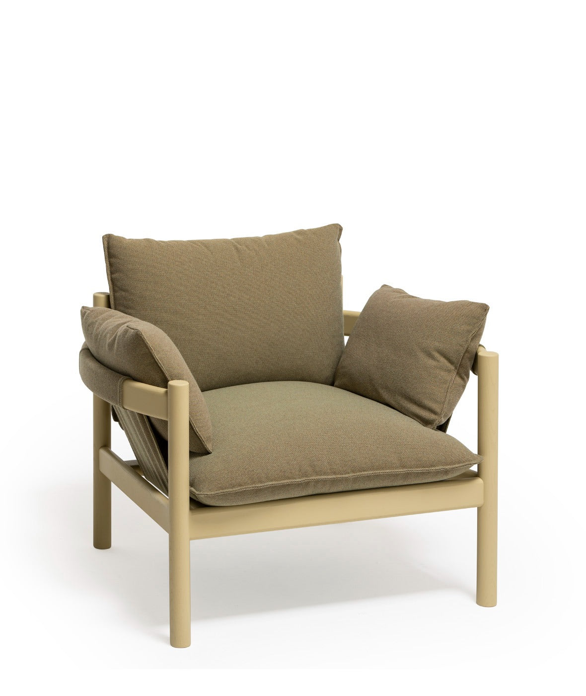 Rento Armchair | Modern Comfort with Elegant Form | TheMADgroup