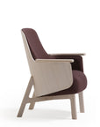 Bahía Armchair | Elegant Compact Lounge Seating | TheMADgroup