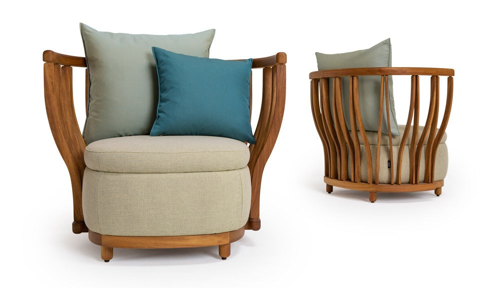 Godó Armchair | Sophisticated Comfort in Compact Form | TheMADgroup