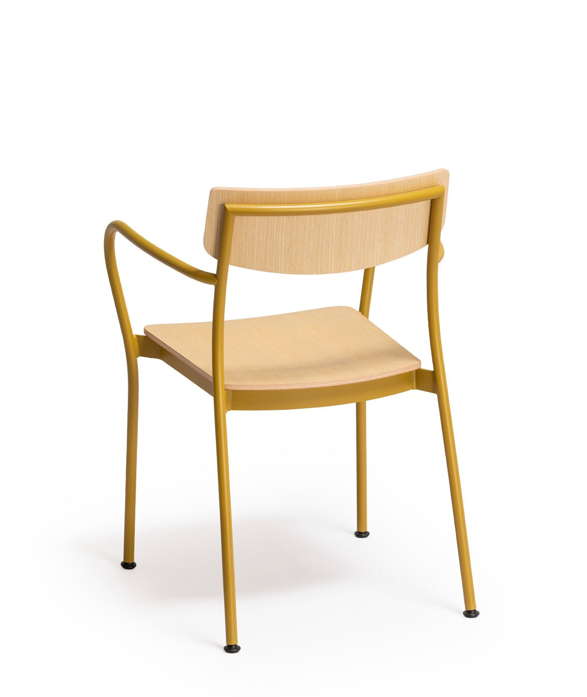 Volta Armchair | Modern Comfort and Design | TheMADgroup