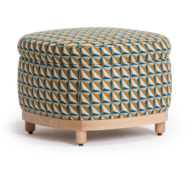 Godó Pouf | Minimalist Elegance & Versatile Comfort | TheMADgroup