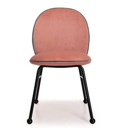 Round Chair | Compact &amp; Contemporary Seating | TheMADgroup