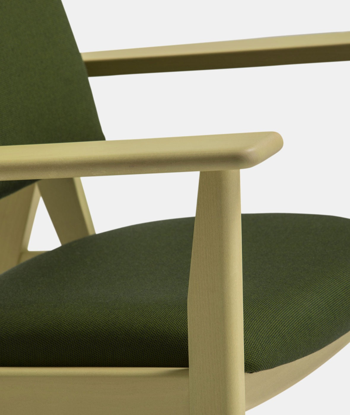 Albufera Armchair With Headrest | Lounge Chair | TheMADgroup