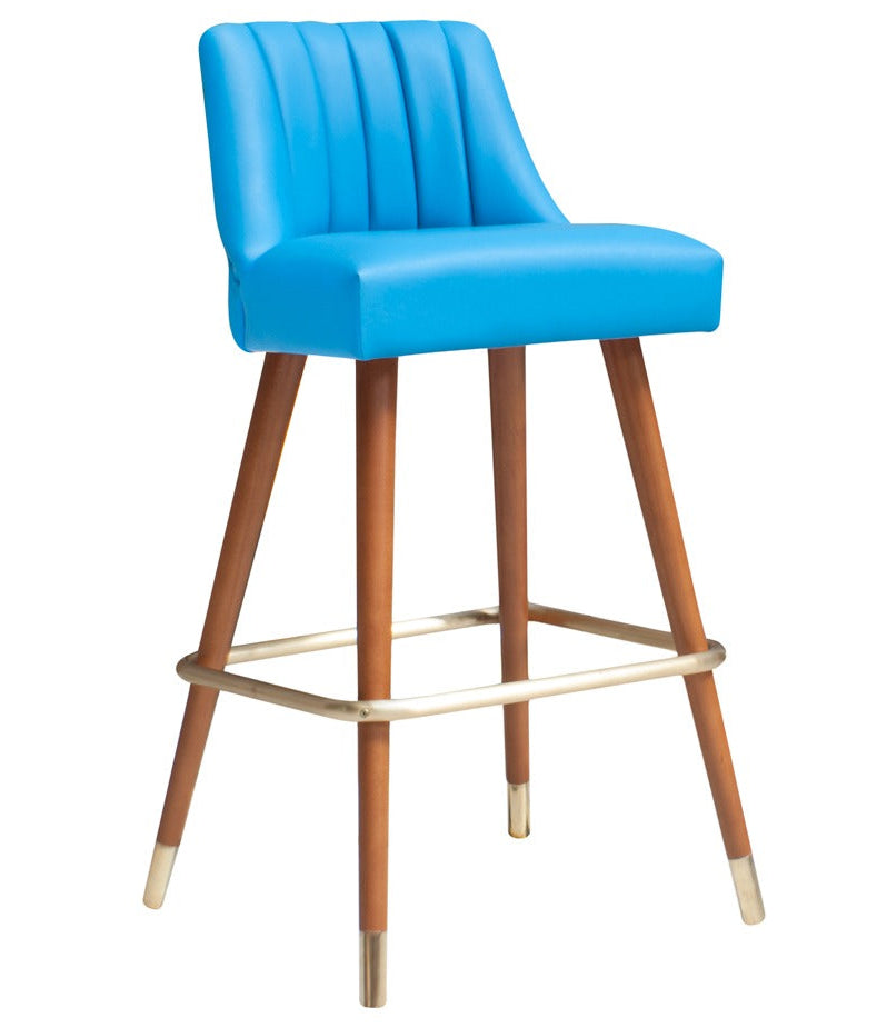 Manaus Beta 3 barstools with contemporary and compact design| theMADgroup