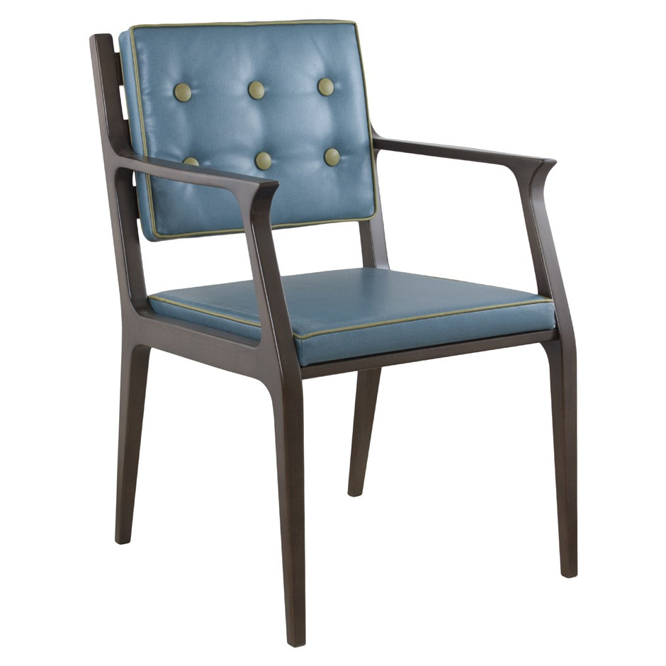 Morelia 3 armchair with modern design and comfortable support | theMADgroup