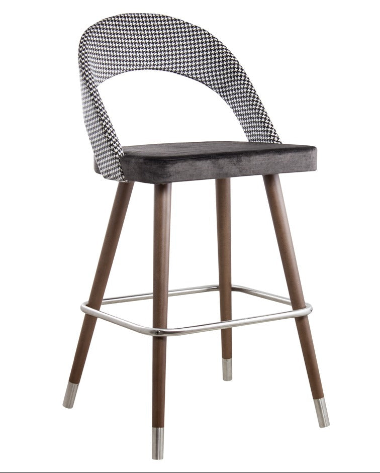 St Louis Beta barstool with contemporary design, ideal for counters | theMADgroup