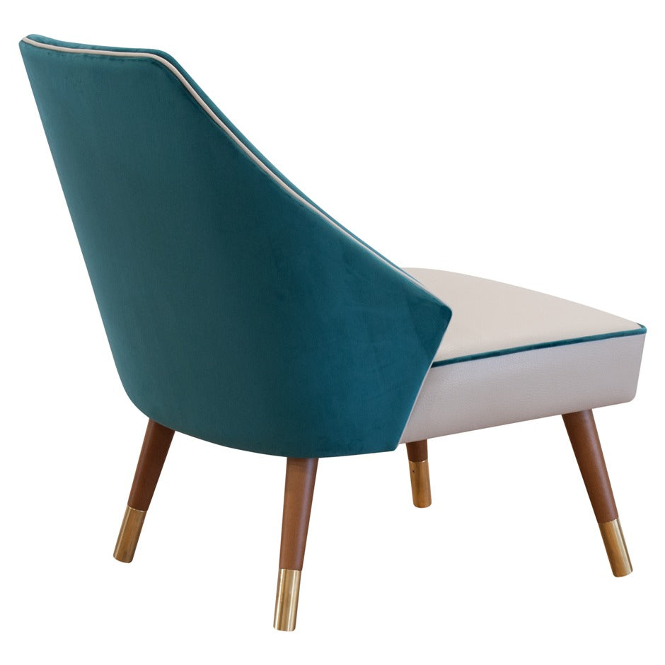 Temple Lounge sofa with plush seating and wide cushions | theMADgroup