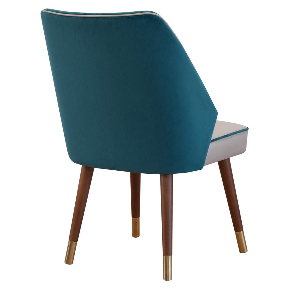 Temple chair with minimalist and modern design | theMADgroup