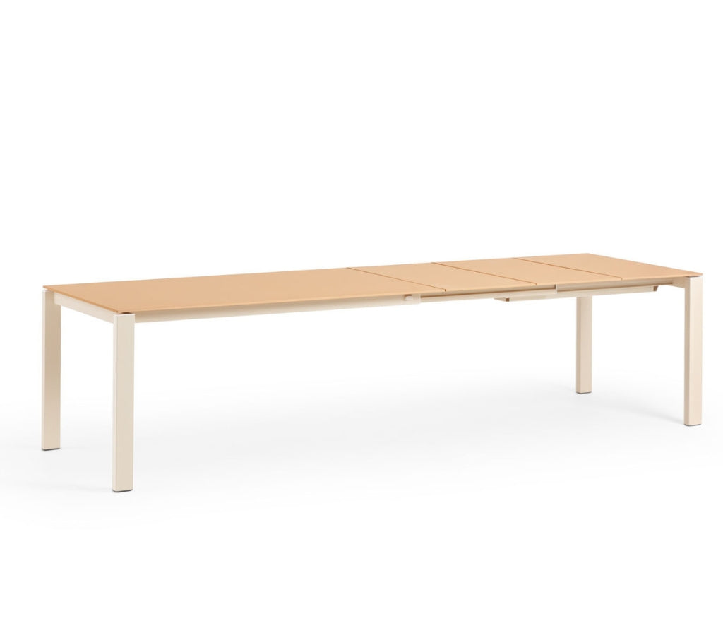 adù Extendable Table | Contemporary Dining Table | theMADgroup