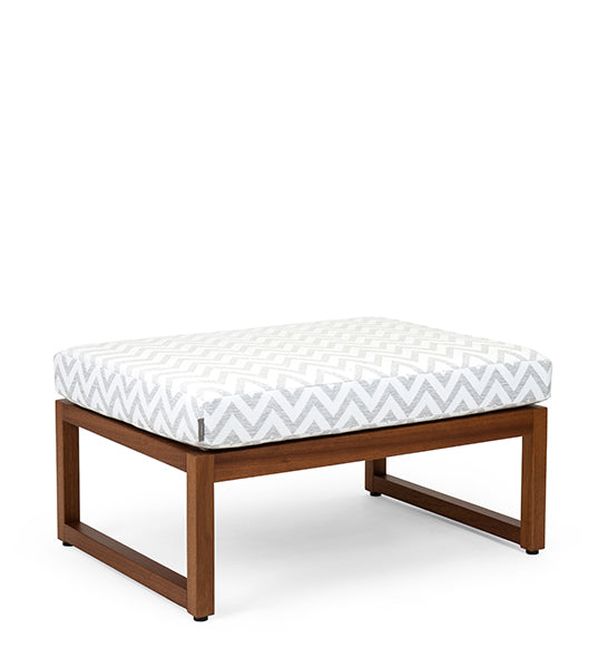 Pitagora outdoor pouf with modern design | theMADgroup